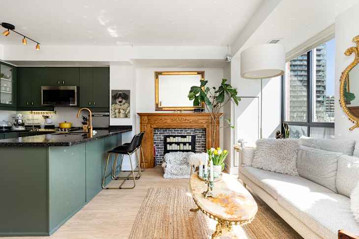 See Inside a Parisian Chic Toronto High-Rise Apartment | Apartment Therapy